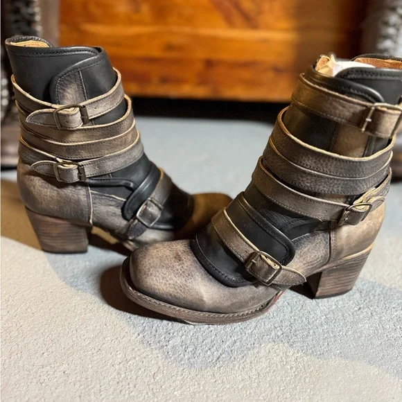 Freebird by Steven Darlin Black brand new! - Picture 2 of 5